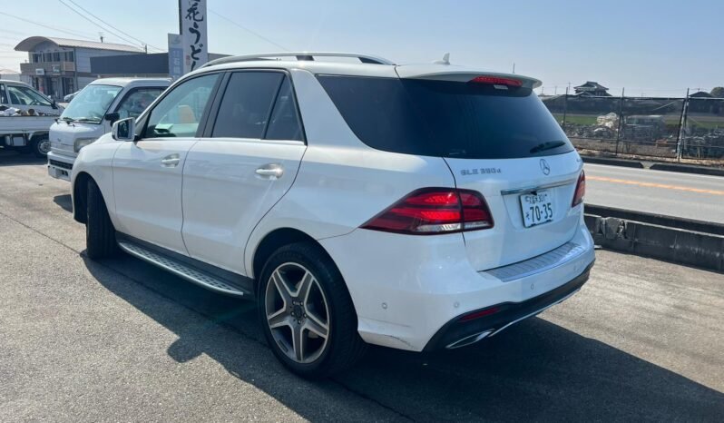 
								Mercedes Benz 4Matic 2017 full									