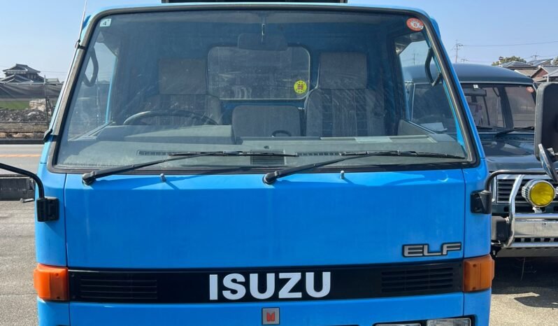 
								Isuzu Elf Truck full									