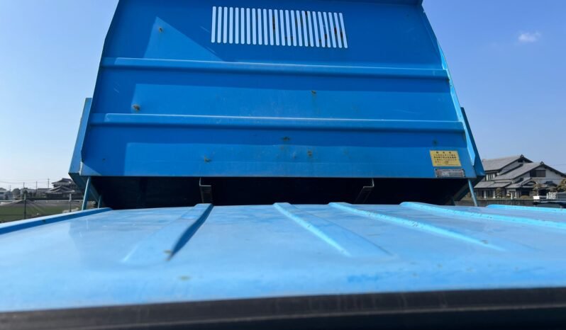 
								Isuzu Elf Truck full									